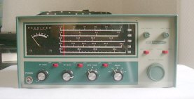 HR-10受信機 顔